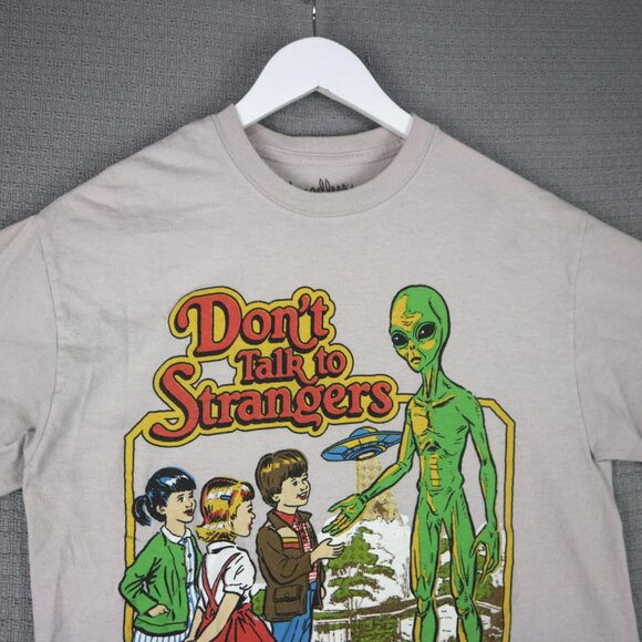 Steven Rhodes Don't Talk to Strangers Graphic Tee Mens medium - Picture 2 of 7